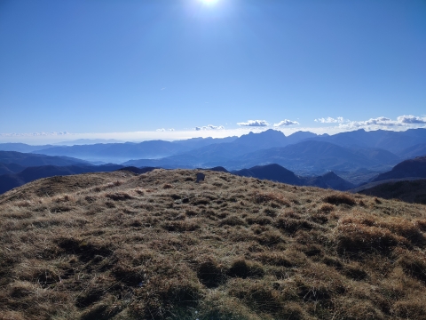 09 giugno 2024 - In cammino nei parchi - Monte Ravino e Alpe di Vallestrina