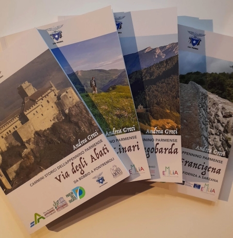 Natale 2025 con i libri del CAI